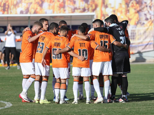 יצטרפו למכבי פ"ת בסיום העונה? שחקני בני יהודה (בני יהודה ת"א)